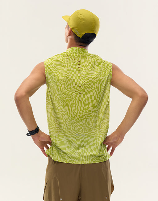 Off-road running zone-specific vest