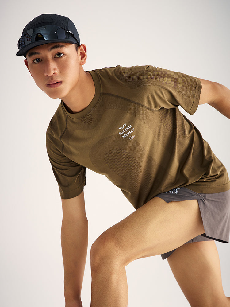Seamless Knit Running T-Shirt